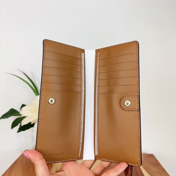 NWT Coach Slim Wallet In Signature Canvas With Snowflake Print - Picture 6 of 6